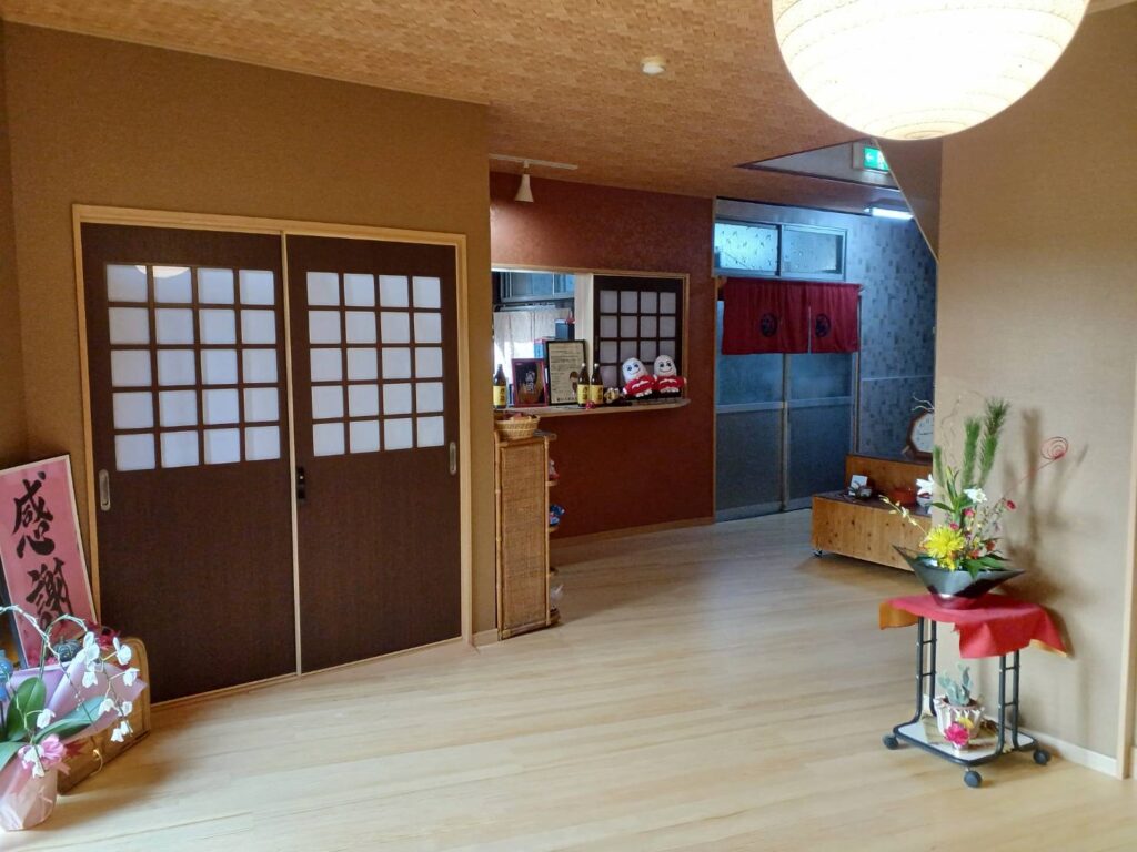玄関を改修 | 宮崎県えびの市の鯉料理加久藤温泉
